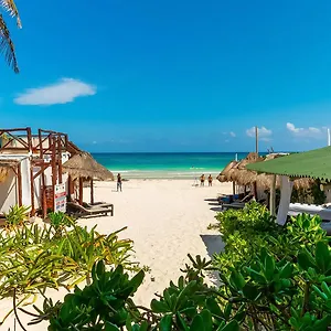 Chancabanita Tulum Pueblo